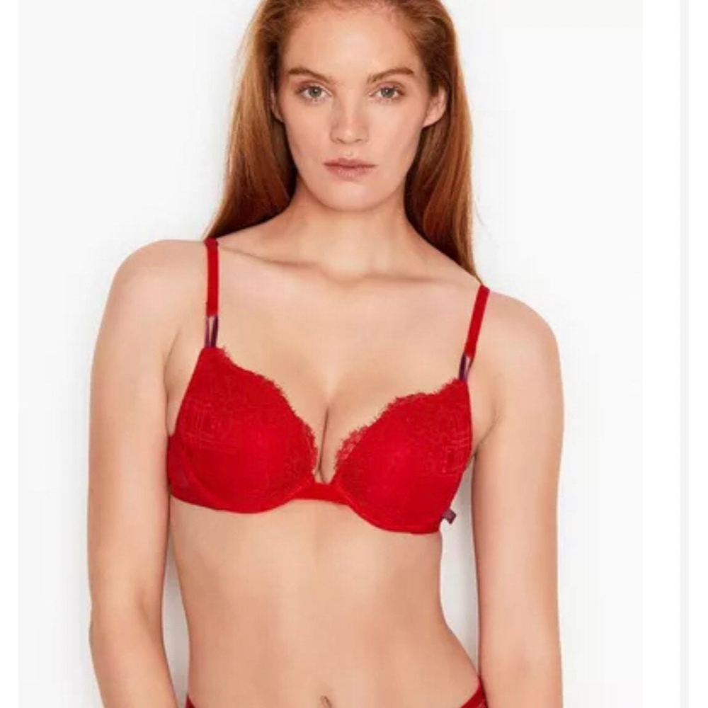 Victoria's Secret Sexy Tee Push Up Bra